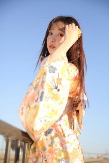 折磨美女